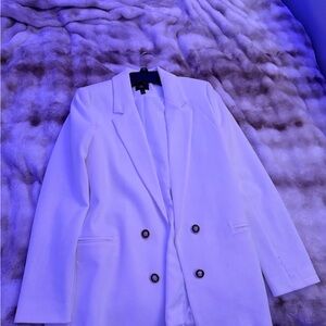 Elegant White Double-Breasted Women's Blazer